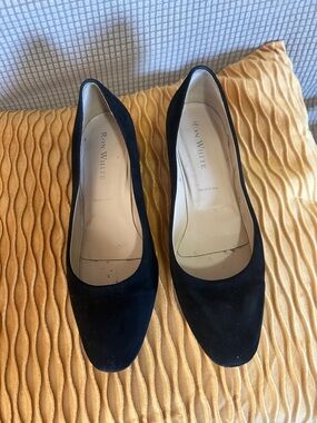 Ron White Black Suede Women's Classic Pumps